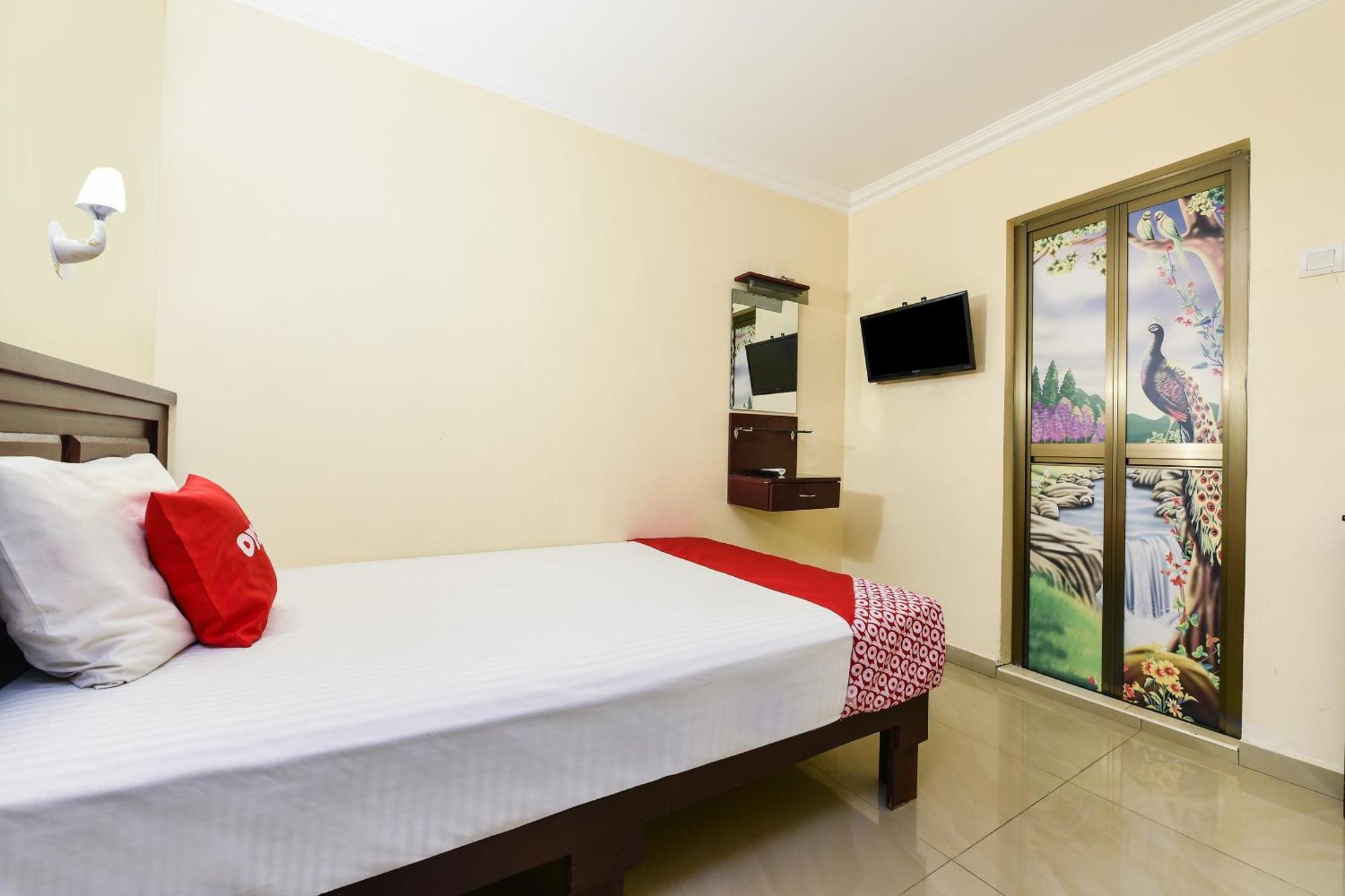 Super Oyo 90562 J Hotel Pj Petaling Jaya Exterior foto